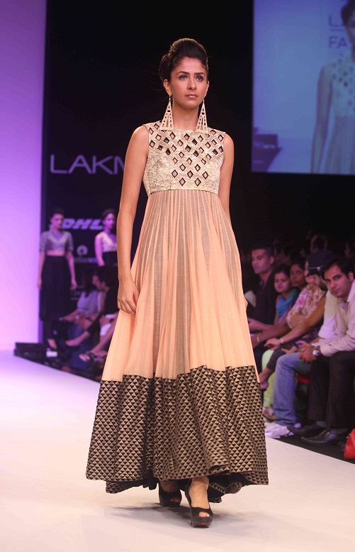 Payal Singhal Show at Lakme Fashion Week Winter Festive 2013 (13)